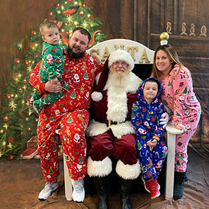 Santa Scott With Noel And Family